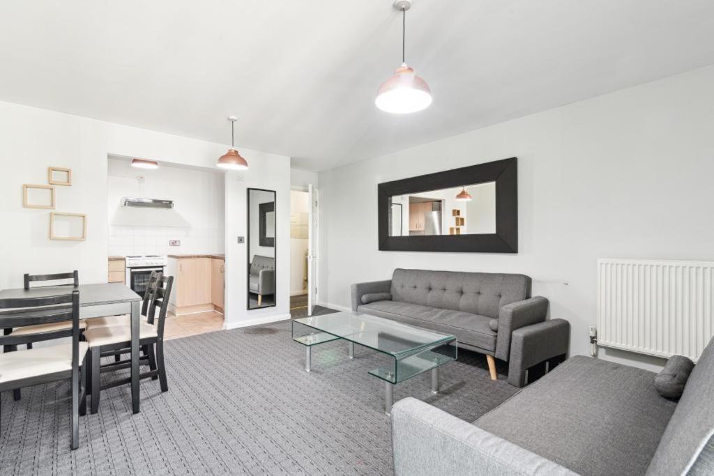 Docklands Cozy View Apartment Londres Exterior foto